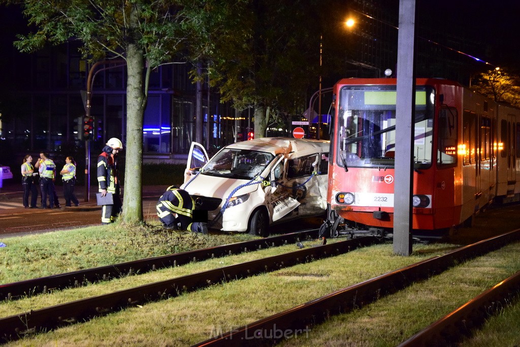 VU PKW Strab Koeln Niehl Amsterdamerstr Friedrich Karlstr P179.JPG - Miklos Laubert